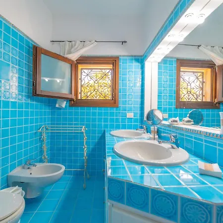 Il Varo - By Searly Πόρτο Τσέρβο