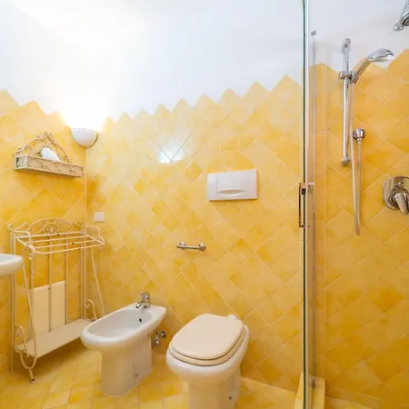 Il Varo - By Searly Villa